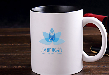 心瑜心苑瑜伽會所LOGO設計 